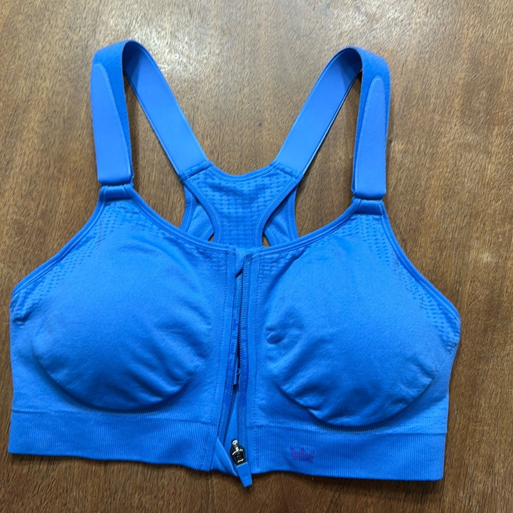SheFit low impact sports bra Size Luxe